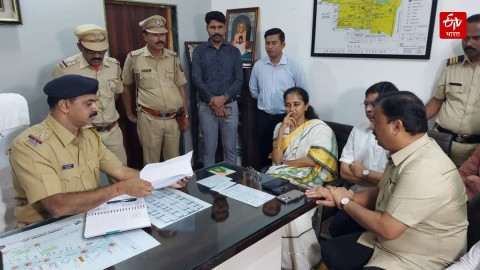 आमदार संजय गायकवाड यांच्याविरोधात खासदार सुप्रिया सुळे यांची स्वारगेट पोलिसांकडं तक्रार