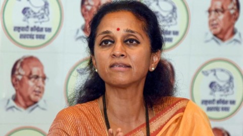 [Time Maharashtra.]‘सरकार असंवेदनशील आहे, लोकांची सेवा या सरकारकडून होत नाही’, सुप्रिया सुळेंचा खोचक टोला