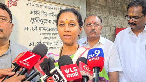 सुप्रिया सुळे साईचरणी नतमस्तक, राष्ट्रवादी काँग्रेसमधील आमदार खासदारांच्या फुटीबाबत म्हणाल्या....