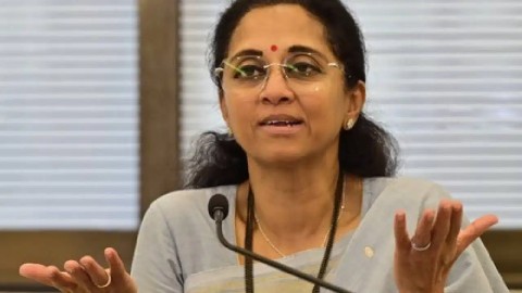 UPSC चा पेपर फुटत नाही, मग NEET चाच का? सुप्रिया सुळेंचा सरकारला थेट सवाल