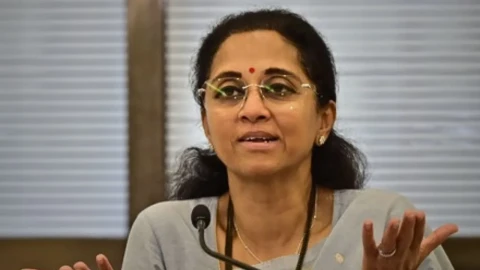 [NavaRashtra]MPSC पेपरफुटीवर सुप्रिया सुळे आक्रमक; ‘चूक यंत्रणेची आणि सरकारची’, आत्महत्येच्या धमकीचा फोन ?