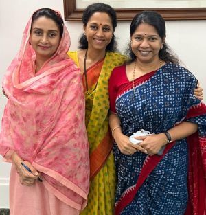 Kanimozhi Karunanidhi & Harsimrat Kaur Badal